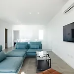 Apartman Ocean Views - New Private With Pool & Sea Views