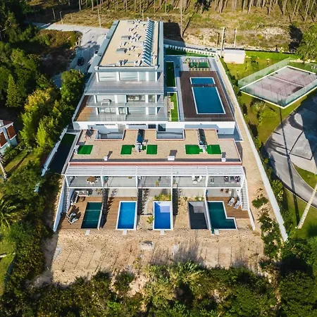 Apartment Ocean Views - New Private With Pool & Sea Views