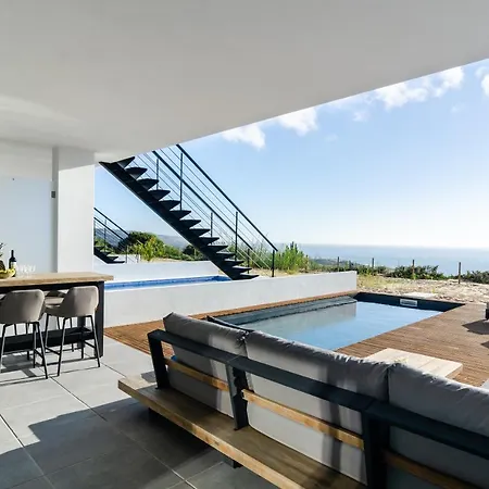 Ocean Views - New Private With Pool & Sea Views * נאזרה