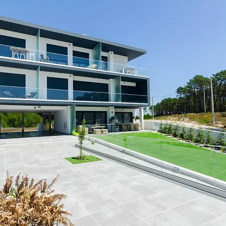 Ocean Views - New Private With Pool & Sea Views ナザレ