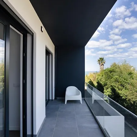 Ocean Views - New Private With Pool & Sea Views Apartment *
