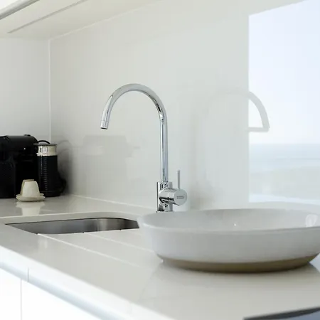 アパート Ocean Views - New Private With Pool & Sea Views *