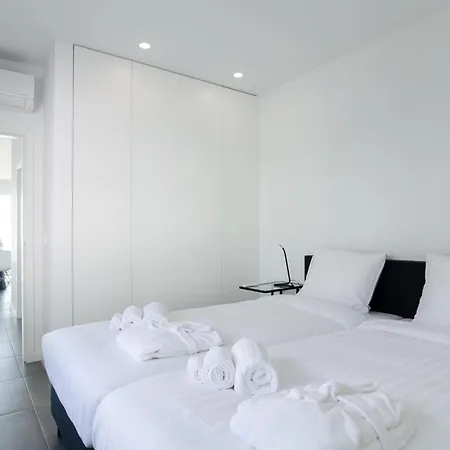 Ocean Views - New Private With Pool & Sea Views ナザレ